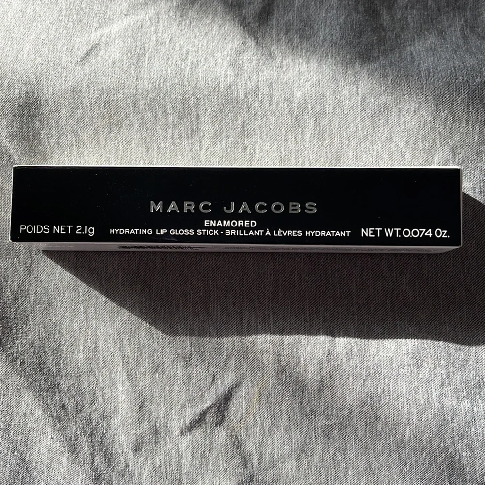 Marc Jacobs 552 Mocha Choco-Lata Enamored Hydrating Lip Gloss Stick